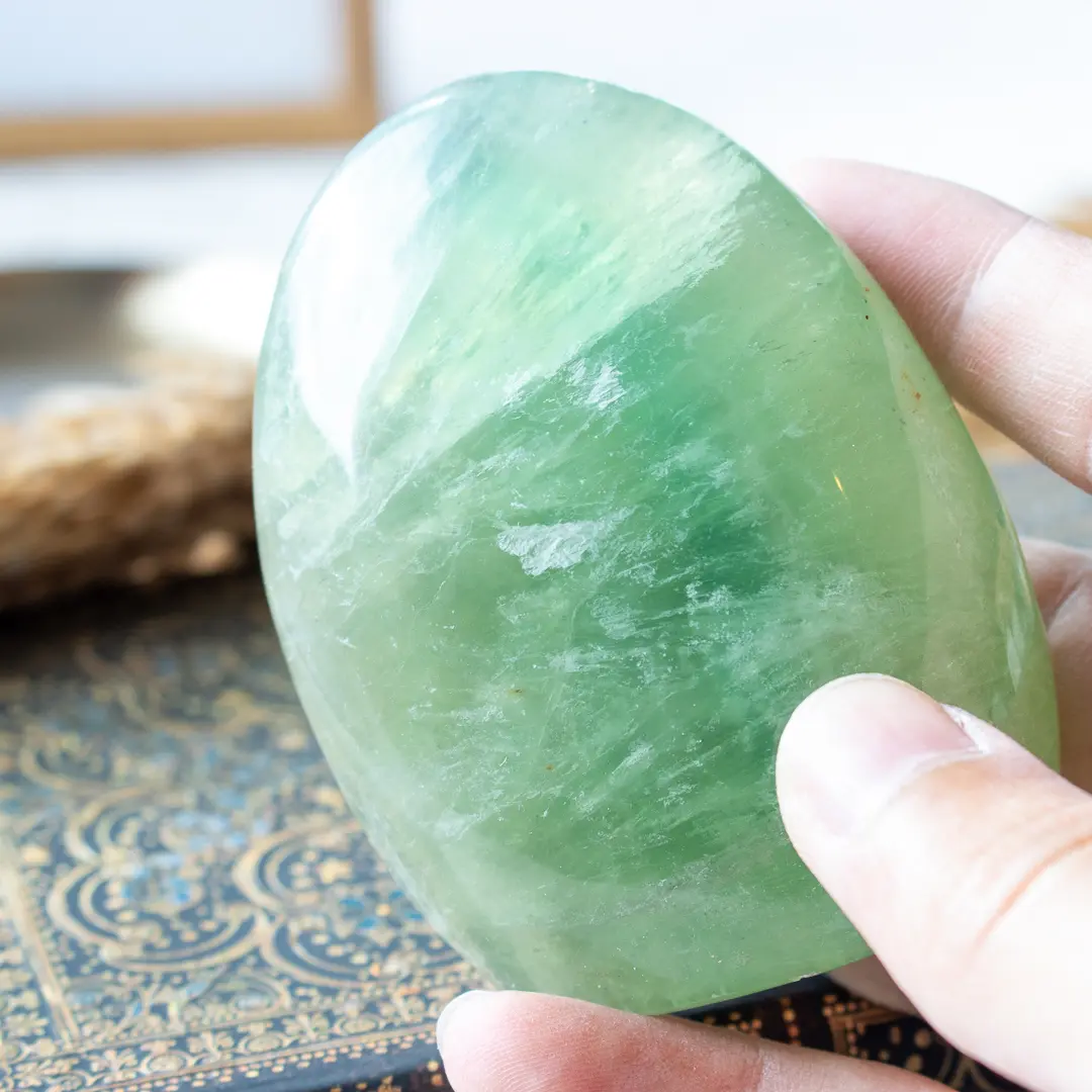 Stående fluorit grön (polerad) #1 - Bild 2